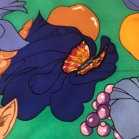 Revillon Paris Vtg Designer Unicorn Silk Scarf - Picture 8 of 8